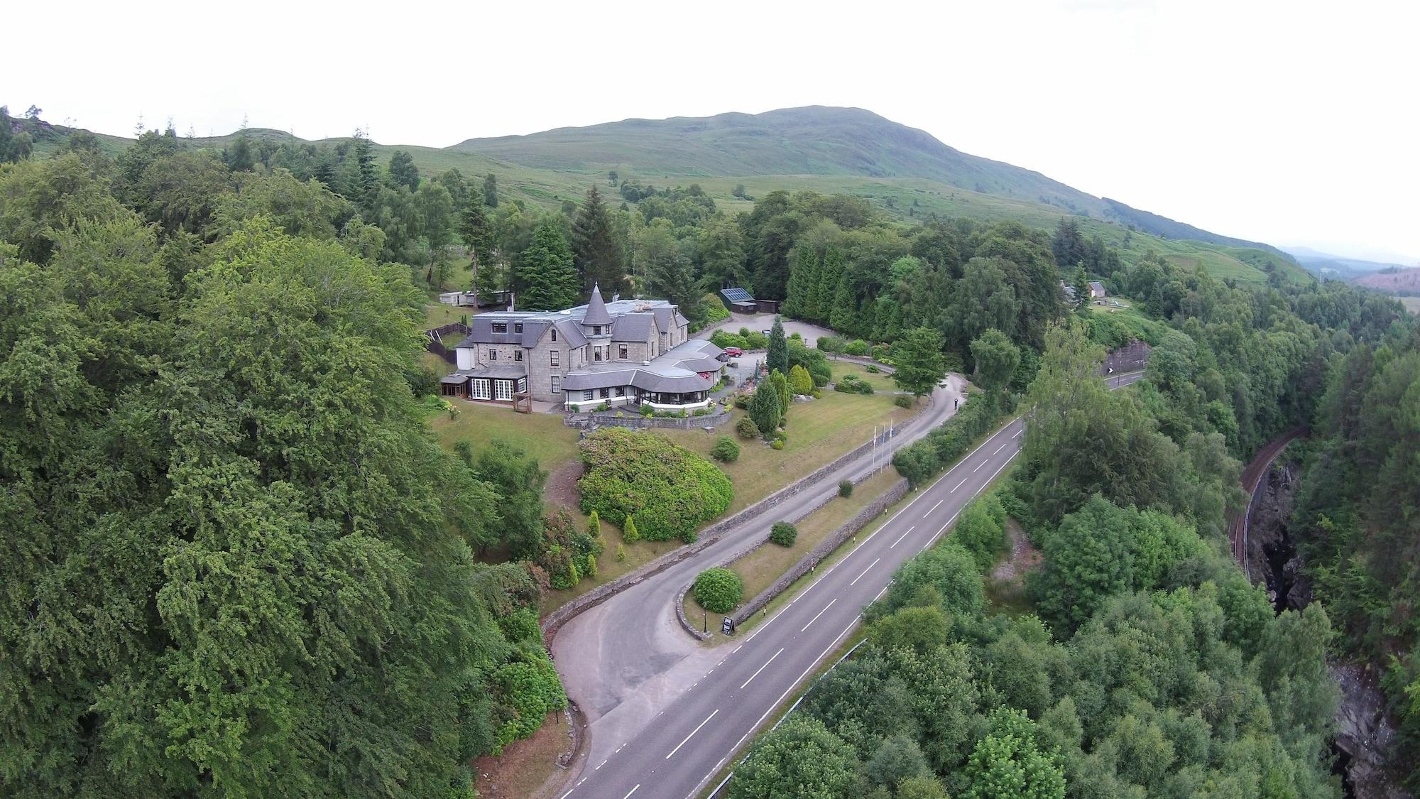 Glenspean Lodge Hotel Roybridge Bagian luar foto