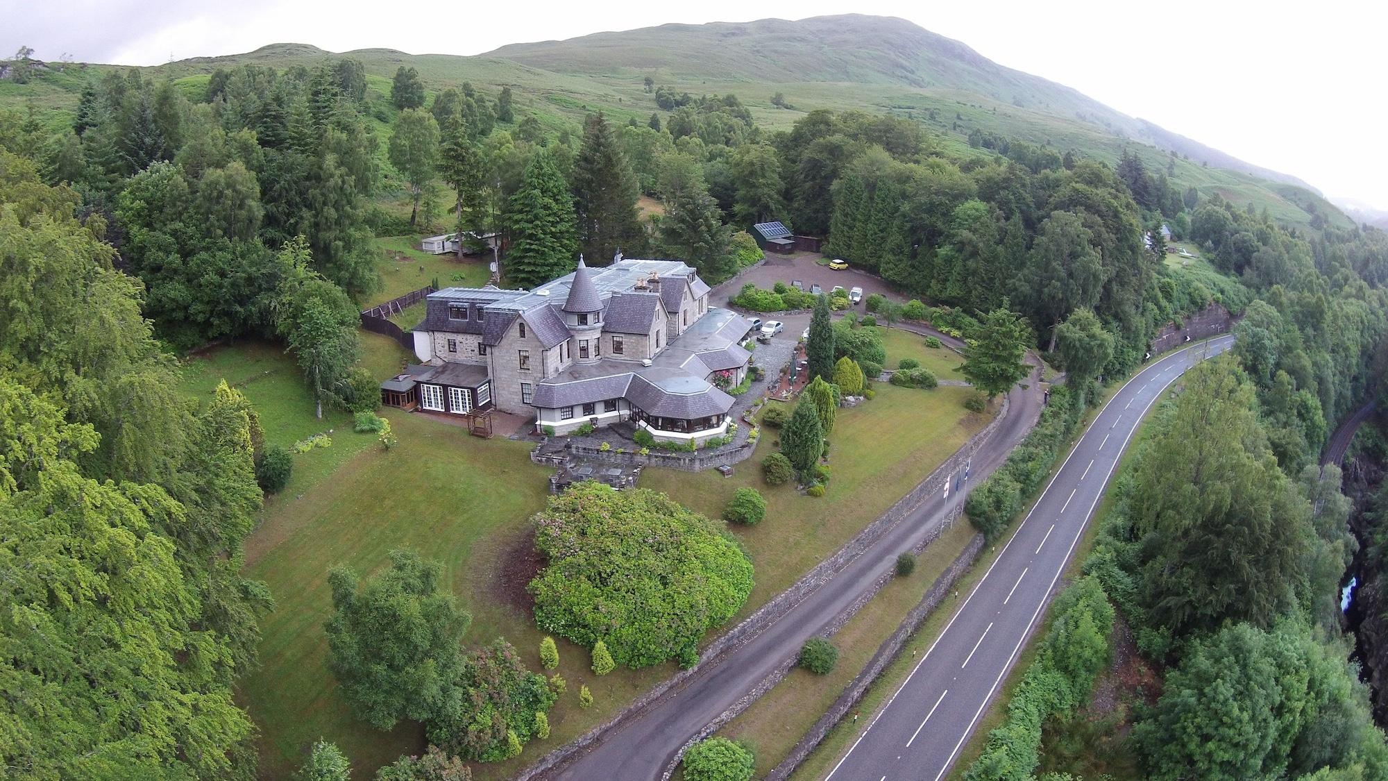 Glenspean Lodge Hotel Roybridge Bagian luar foto