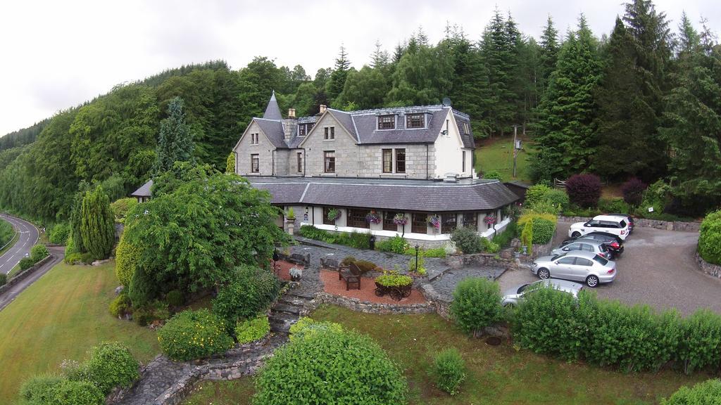 Glenspean Lodge Hotel Roybridge Bagian luar foto