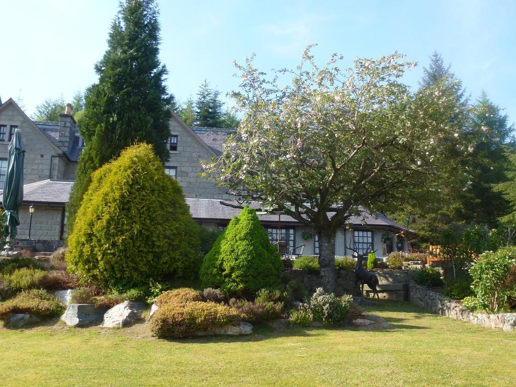 Glenspean Lodge Hotel Roybridge Bagian luar foto